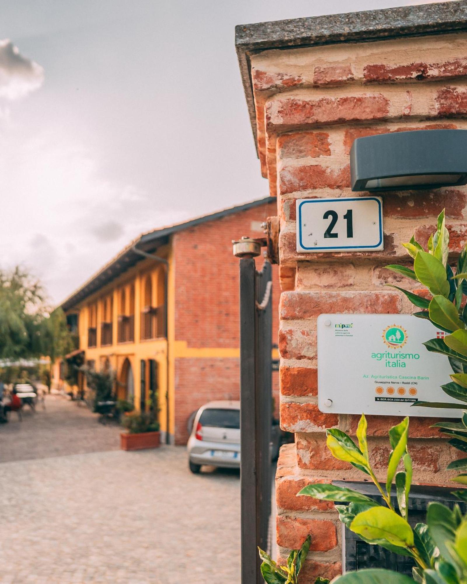 Agriturismo Cascina Barin Roddi المظهر الخارجي الصورة